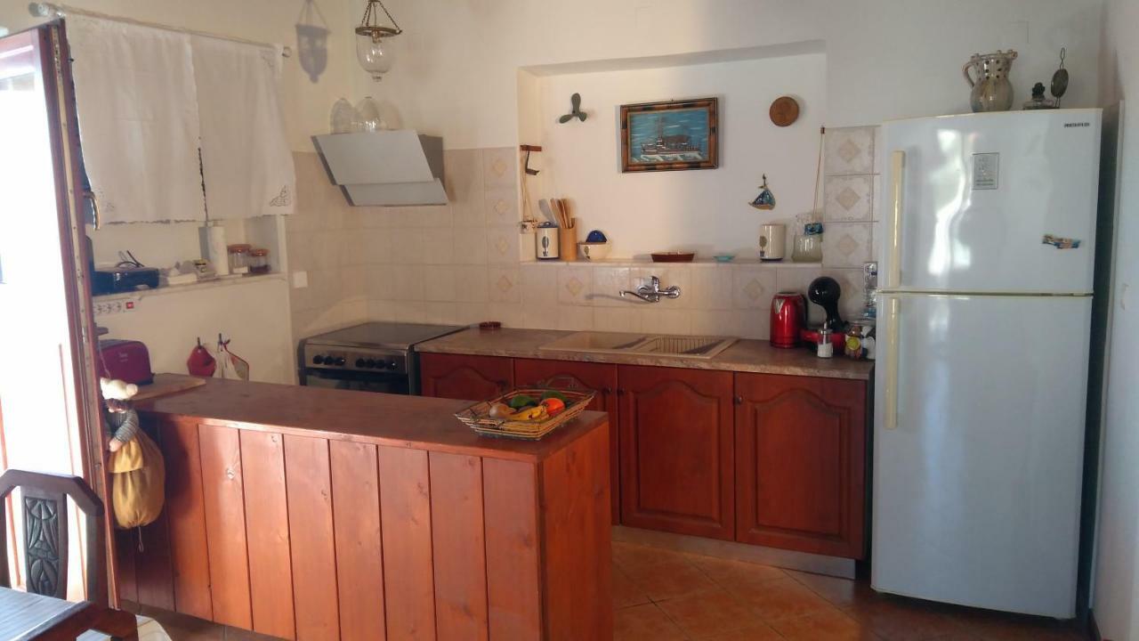 Wheelhouse Trachila Mani Villa Trakhila ภายนอก รูปภาพ