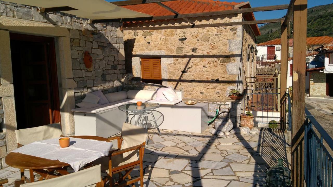 Wheelhouse Trachila Mani Villa Trakhila ภายนอก รูปภาพ